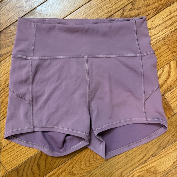 Lululemon Athletica in movement everlux Women's Shorts - Mauve - Picture 4 of 6